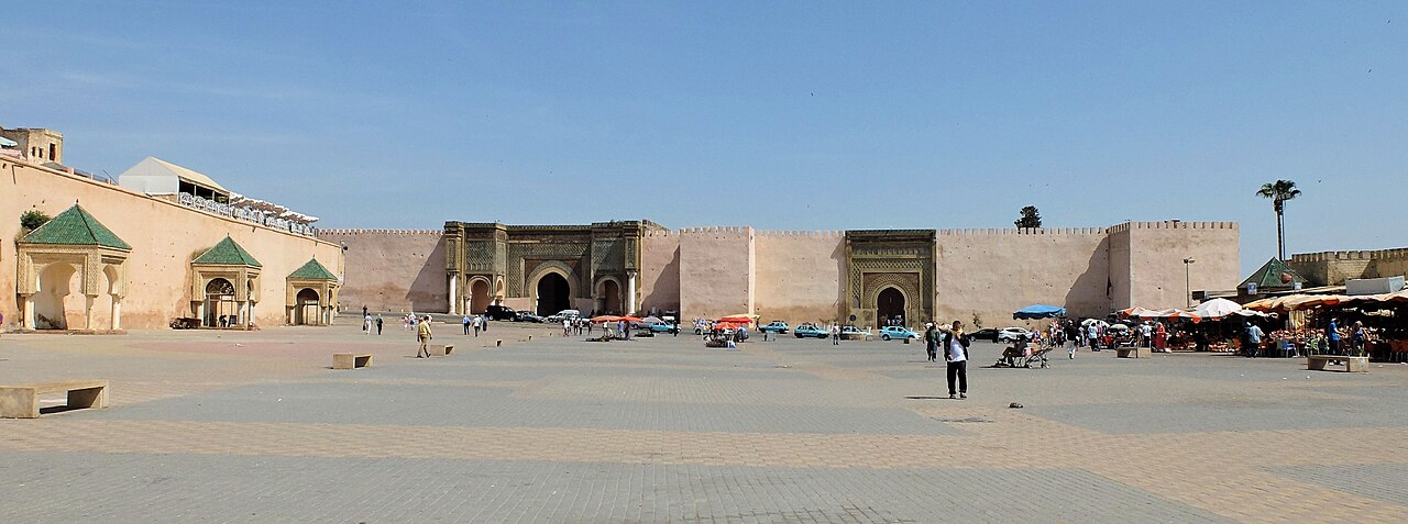 Place El Hedim, het plein waar Riad D'or onder vandaan komt