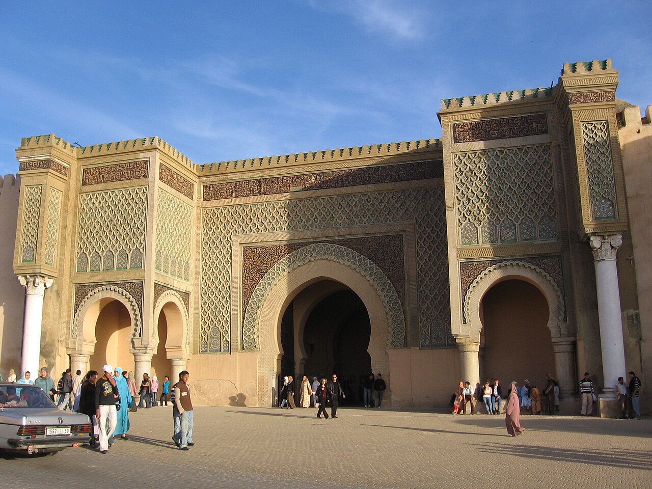 Bab Mansour, het monument waarvoor de meeste mensen Meknes aandoen